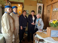 Валентина Муравьева поздравила ветеранов с Днем Победы