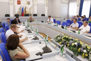 Изменения в бюджет края обсудили депутаты профильного комитета Думы