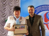 Андрей Юндин поздравил социальных работников Труновского района с юбилеем