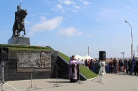 Краевые депутаты приняли участие в торжественном митинге, посвященном 250-летию Калалинского сражения