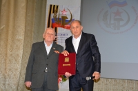 Игорь Андрющенко поздравил ветеранов войны и труда Апанасенковского округа