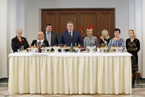 Геннадий Ягубов поздравил женщин с приближающимся праздником