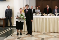 Дмитрий Судавцов поздравил женщин с наступающим праздником