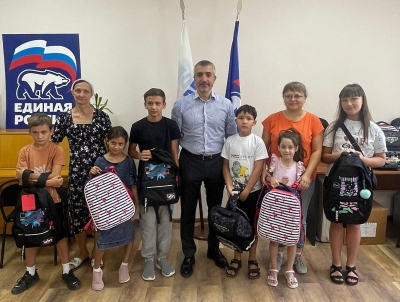 Дионис Айтов принял участие в акции «Собери ребенка в школу»