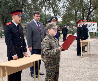 Геннадий Ягубов поздравил воспитанников Казачьего кадетского корпуса Буденновска с принятием присяги