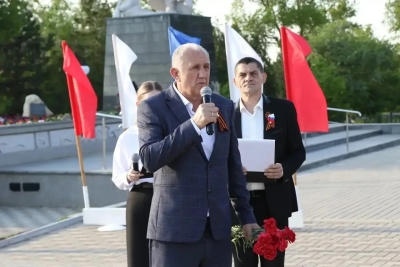 Игорь Андрющенко принял участие передаче частиц Вечного огня доставленных с Мамаева кургана