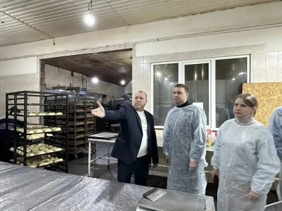 Дмитрий Шуваев в рамках рабочего визита провел прием граждан и побывал в ряде организаций Советского округа