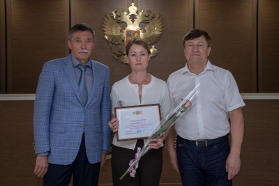 Специалисты системы органов ЗАГС отмечены наградами Думы Ставропольского края
