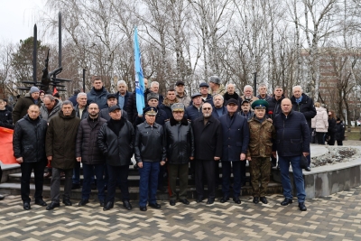 Краевые депутаты почтили память земляков, погибших в боях при исполнении воинского долга