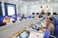 В Думе края состоялось еженедельное рабочее совещание