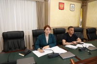 Краевые депутаты обсудили участие Ставрополья в эксперименте по предоставлению услуг гостевых домов