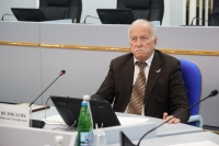 Николай Великдань призвал усилить взаимодействие депутатского корпуса с муниципалитетами