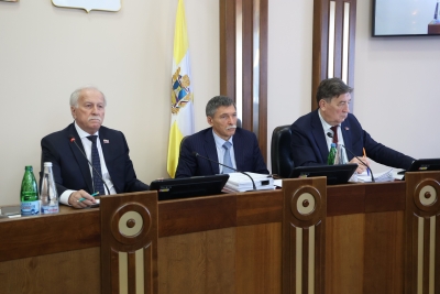 Дума Ставрополья приняла новые социальные гарантии для участников специальной военной операции