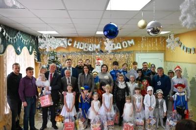 Александр Сидорков поздравил воспитанников Изобильненского социально-реабилитационного центра