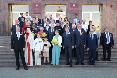 В канун Дня России ставропольчанам вручили государственные и краевые награды
