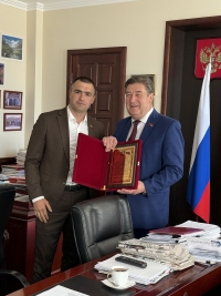 О Герое сегодняшних дней