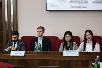 Члены краевого Молодежного парламента приняли участие  в заседании Совета молодых депутатов Ставропольского края