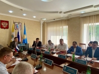 Летом работа продолжается
