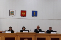 Виктор Надеин принял участие в первом заседании Совета депутатов Новоселицкого округа
