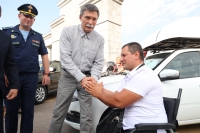В Ставрополе ветеранам СВО с инвалидностью вручили специализированные автомобили
