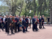 Сила, объединяющая сквозь времена