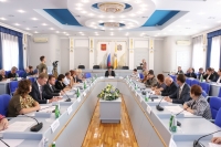 Меры соцподдержки людей предпенсионного возраста обсудили депутаты фракции партии «Единая Россия»