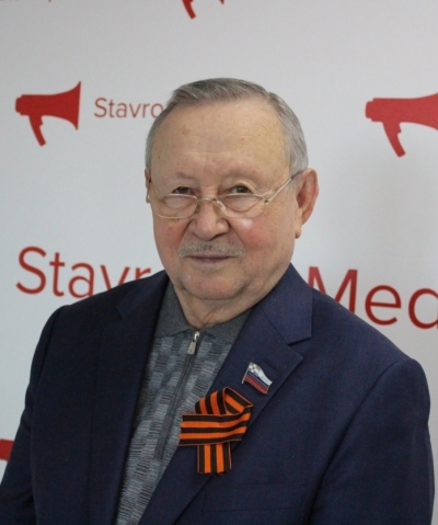 Юрий Гонтарь — о непростых 90-х, мечте о небе и будущем края