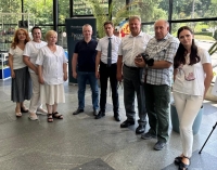 За шагавших под огнем