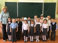 По инициативе депутата в одном из кабинетов Воровсколесской школы установили новую учебную доску