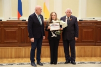 Краевые депутаты вручили награды победителям региональных этапов Национальной премии «Золотой Меркурий» и конкурса журналистов «Экономическое возрождение России»