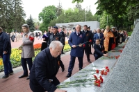 Краевые депутаты почтили память героев Великой Отечественной войны