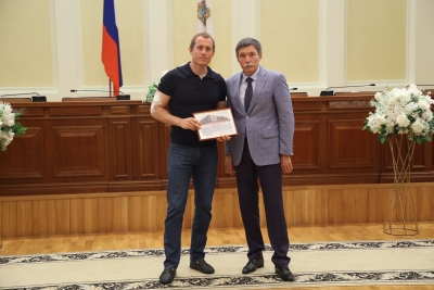 Краевые депутаты поздравили предпринимателей с профессиональным праздником
