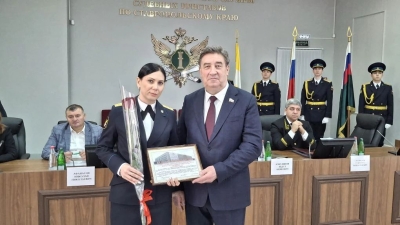 Виктор Гончаров отметил вклад службы судебных приставов в укрепление законности