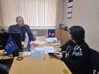 Анатолий Жданов провел прием граждан по вопросам образования