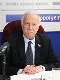 Николай Великдань поддержал идею упрощения перевода земель под отели и глэмпинги