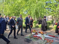 Анатолий Жданов принял участие в торжествах, посвящённых Дню Победы