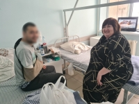 Любовь Хенкина навестила бойца из Татарстана в военном госпитале Ставрополя
