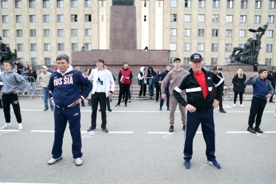 Общегородская зарядка состоялась на главной площади Ставрополя