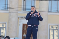 В День здоровья краевые депутаты вышли на общегородскую зарядку