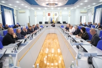 В Думе Ставрополья приступили к рассмотрению информации о результатах деятельности Правительства Ставропольского края за 2025 год