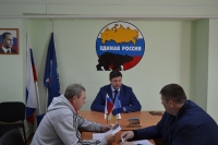 10 октября 2017 Депутат Думы СК  Н.О.Новопашин провел прием граждан в Труновском районе