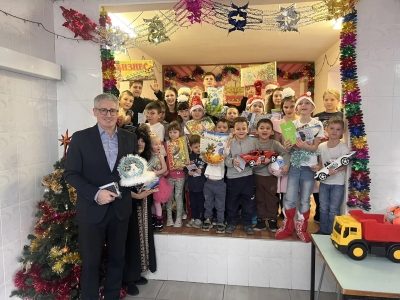 Игорь Лавров: Предновогодние дни должны быть наполнены вниманием к детям