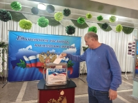 В Малоягурском ЦКиД состоялся районный благотворительный фестиваль патриотической песни