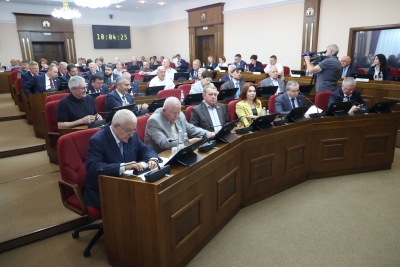 Краевые законодатели утвердили поправки в краевой закон «Об образовании»