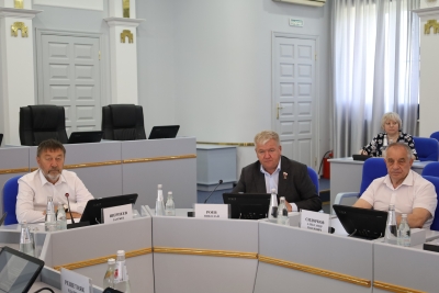 Депутаты аграрного комитета работают над законодательством  в сфере земельных отношений