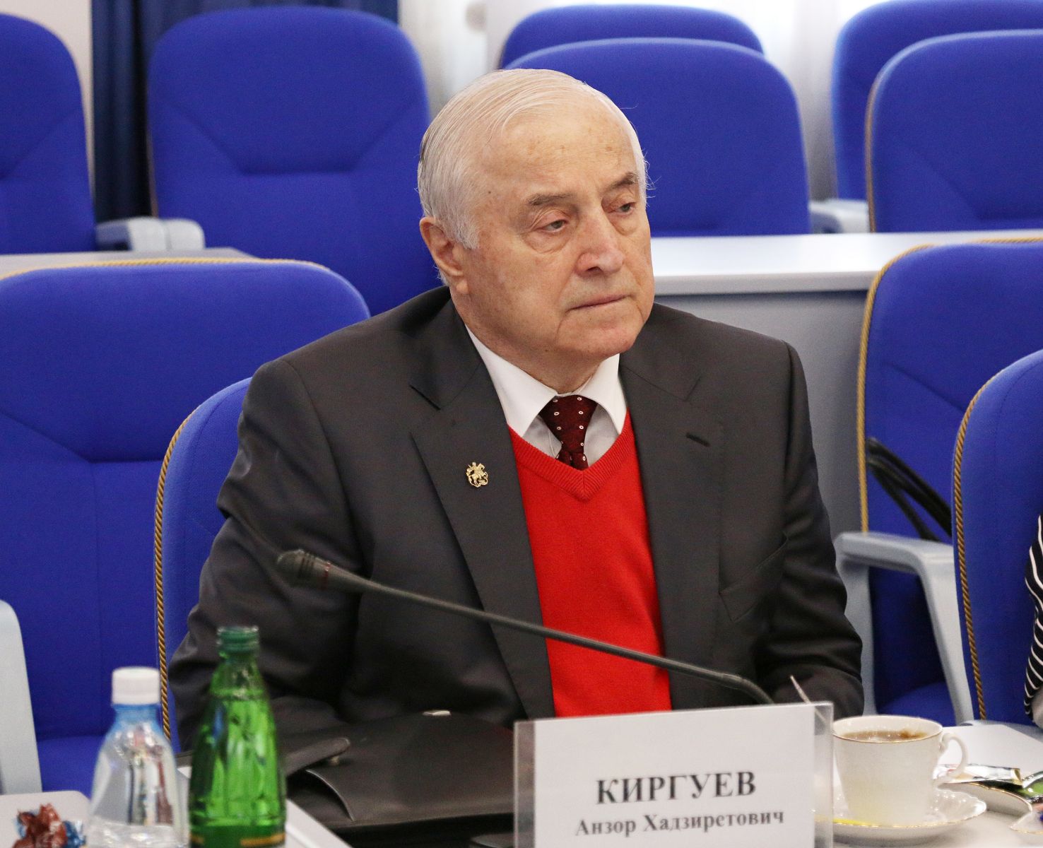 Совет старейшин начал работу