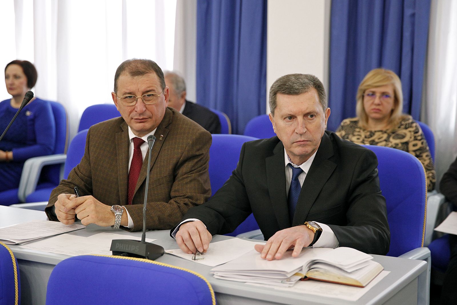 Предваряя думское заседание