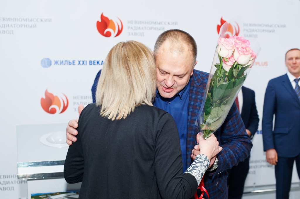 Потесним иностранных производителей!