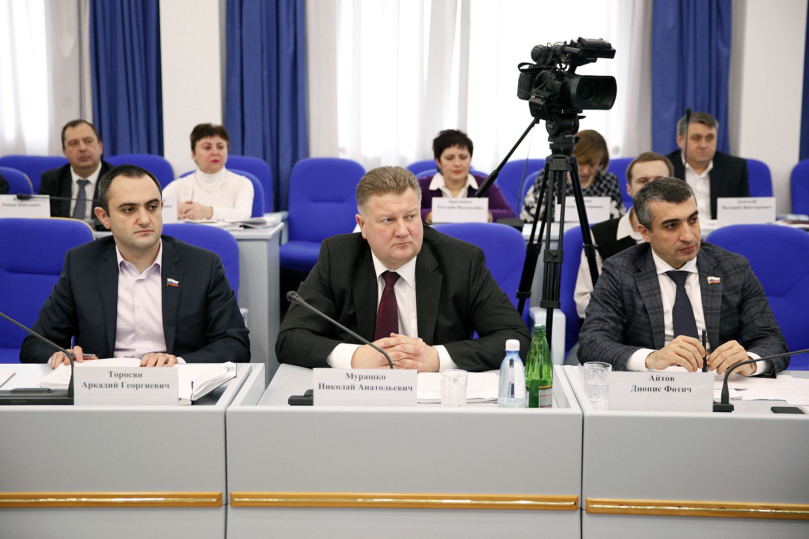 Законопроект, запрещающий продажу детям электронных систем доставки никотина, внесён в повестку очередного заседания Думы