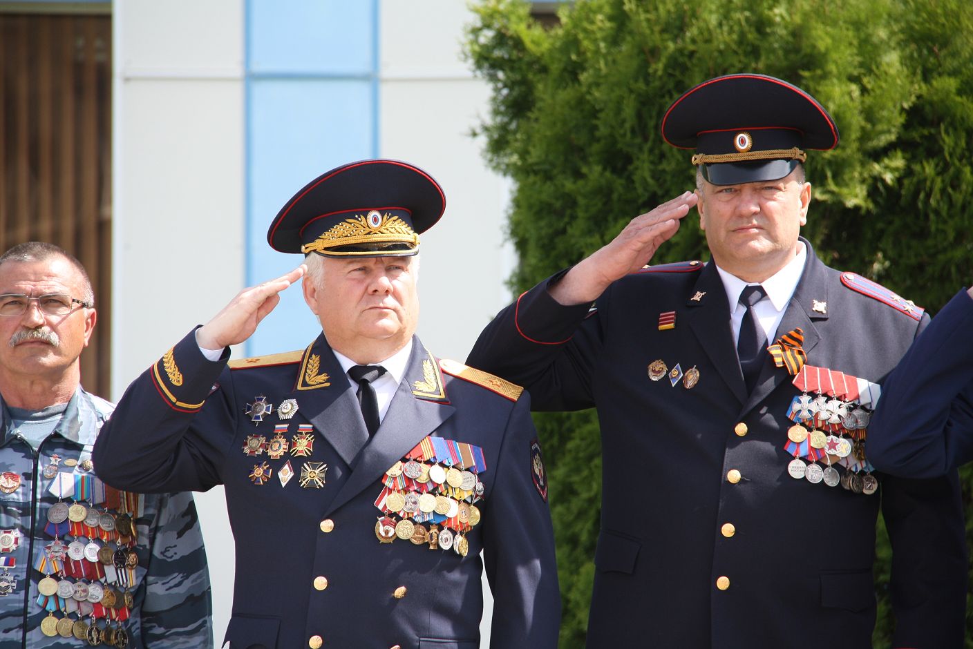 Юнармейцы, вперед!